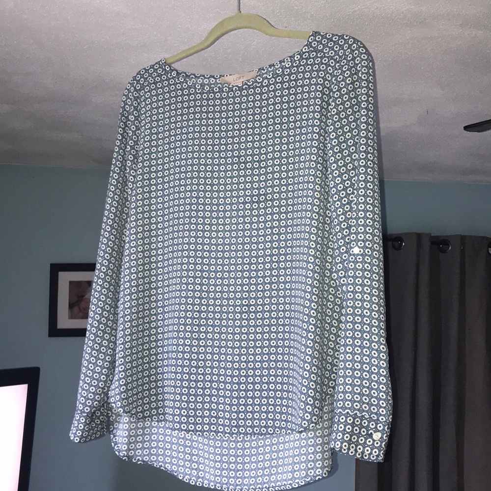 Long sleeve 100% polyester Ann Taylor top size S